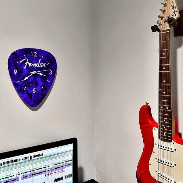 P Pluginz- Fender Guitar Pick Wall Clock